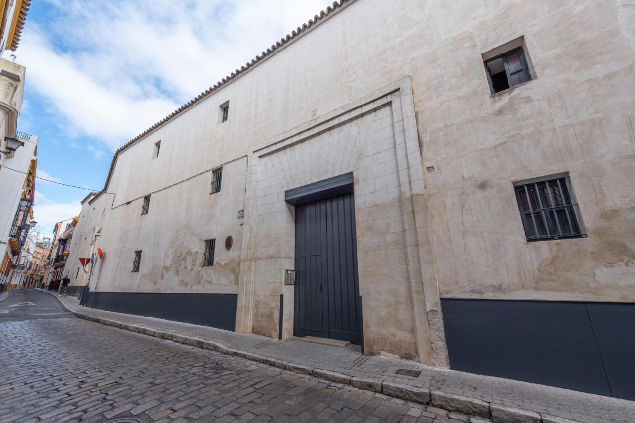 Apartamento En Monumento Historico Nacional Corral Del Conde-Duque De Olivares, Seville